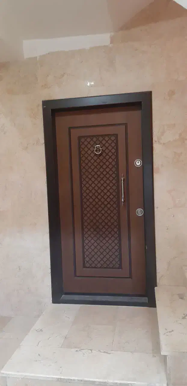 اداری 60متری /  زیر همکف 